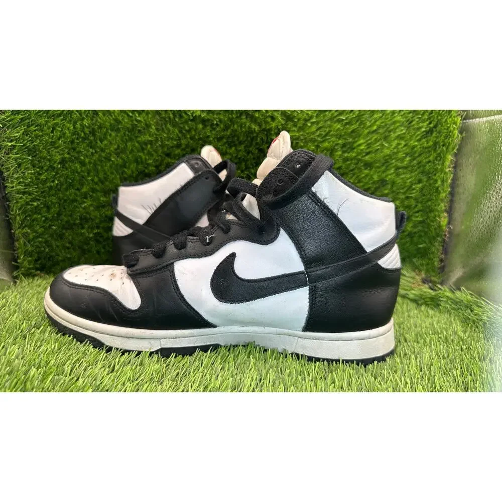 Nike Dunk High DD1869-103 Athletic Sneaker Womens 9 White Leather Gym Training